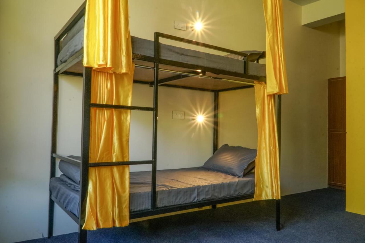 Firefly Hostel Manāli エクステリア 写真